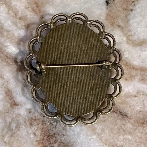 Purple Aurora Borealis Finish Iridescent Acrylic Vintage Style Brooch Brass - Picture 3 of 5